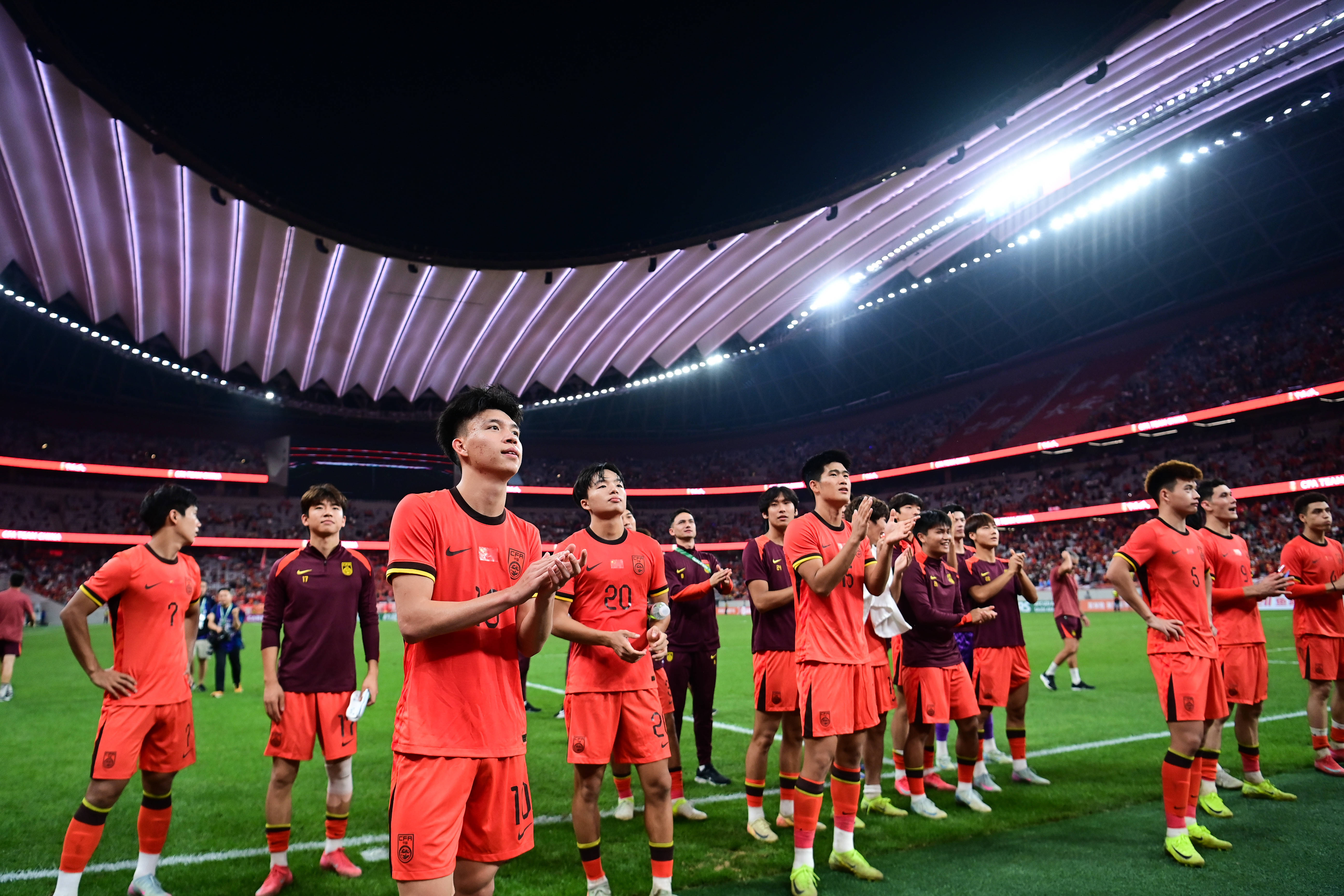 亚洲球队在国际锦标赛中晋级 亚洲球队在国际锦标赛中晋级