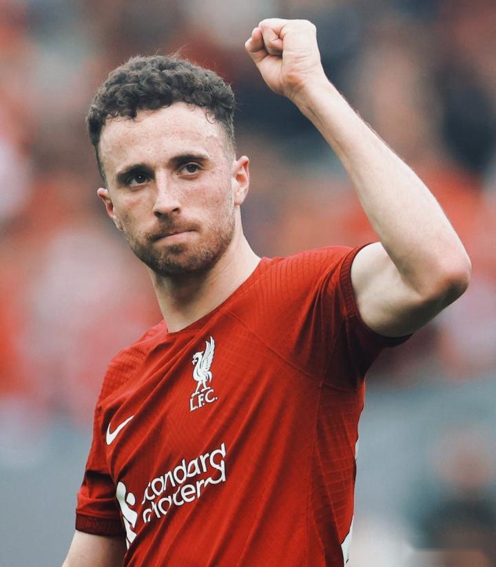 阿尔卡塞尔为马德里竞技打入制胜一球 阿尔卡塞尔为马德里竞技打入制胜一球