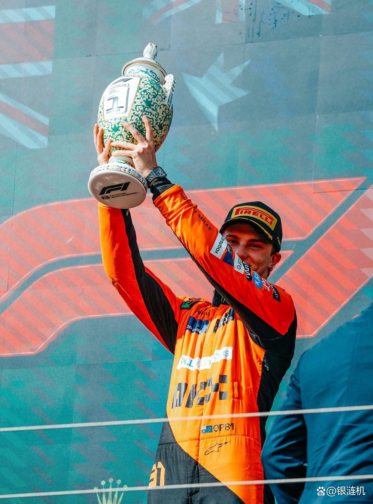 威廉姆斯逆转红牛车队，皮亚斯特里高光表现