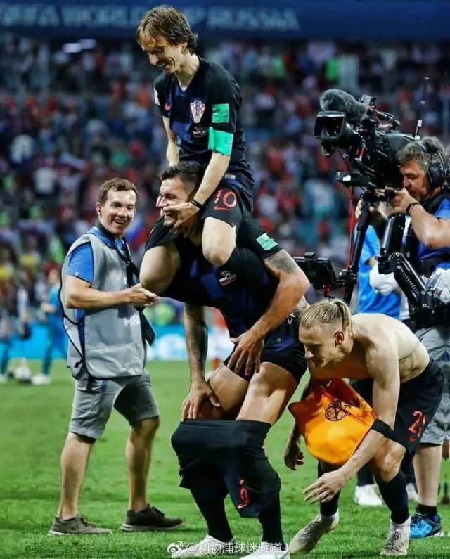 开云体育官网-德国翻盘克罗地亚,伊布扛起全队