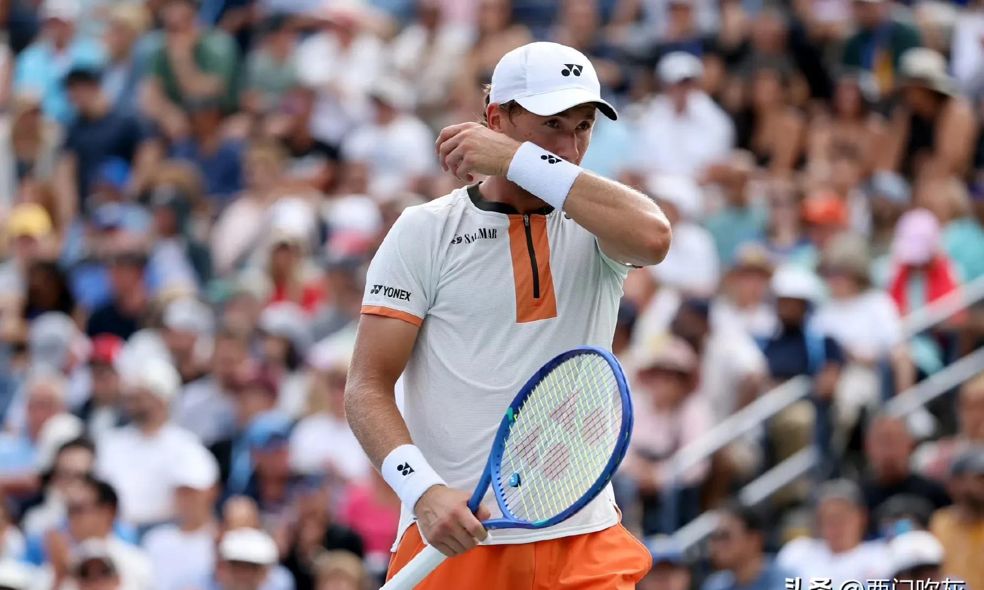 美网险胜联合杯,德约科维奇高光表现 美网险胜联合杯,德约科维奇高光表现