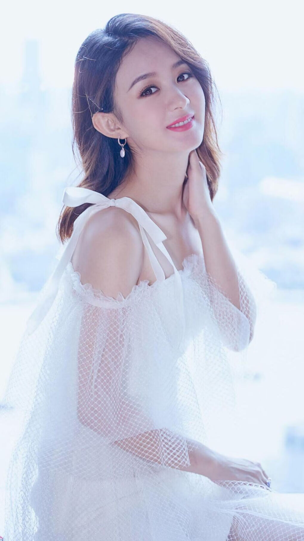 当伯纳乌屏息凝神，一粒来自多哈的绝杀子弹，如何射穿两个世界的足球心脏